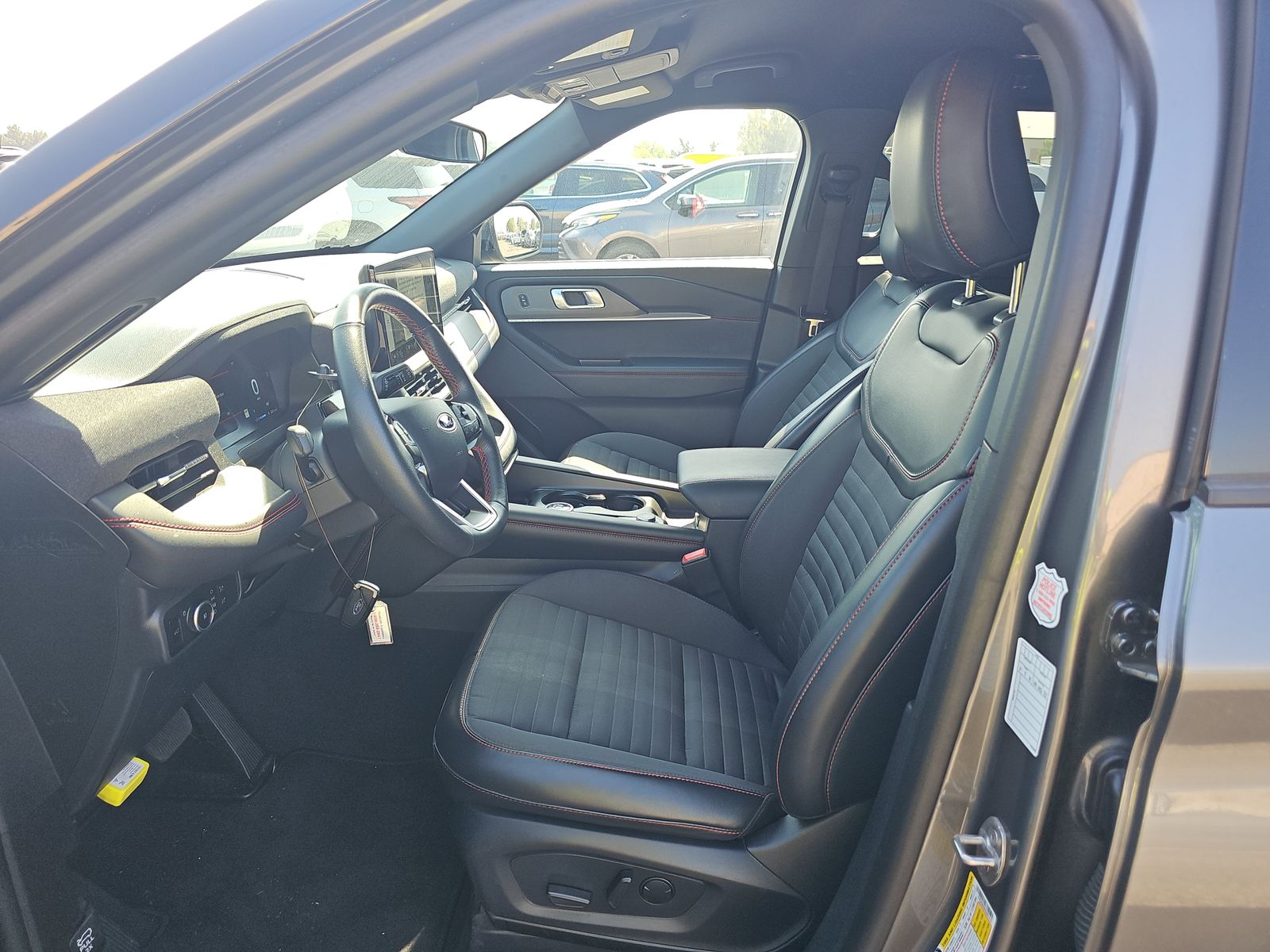 2025 Ford Explorer ST-Line AWD