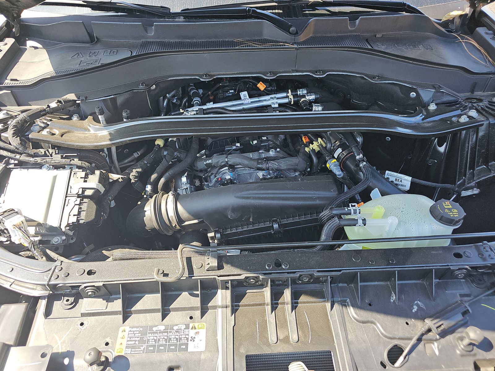2025 Ford Explorer ST-Line AWD