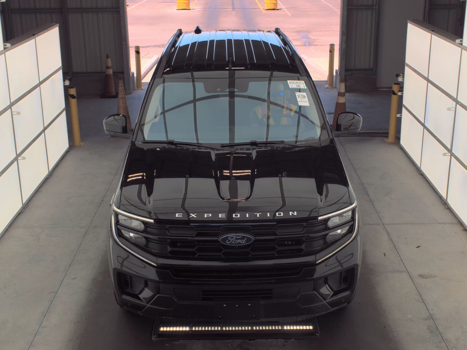 FORD EXPEDITION - 3