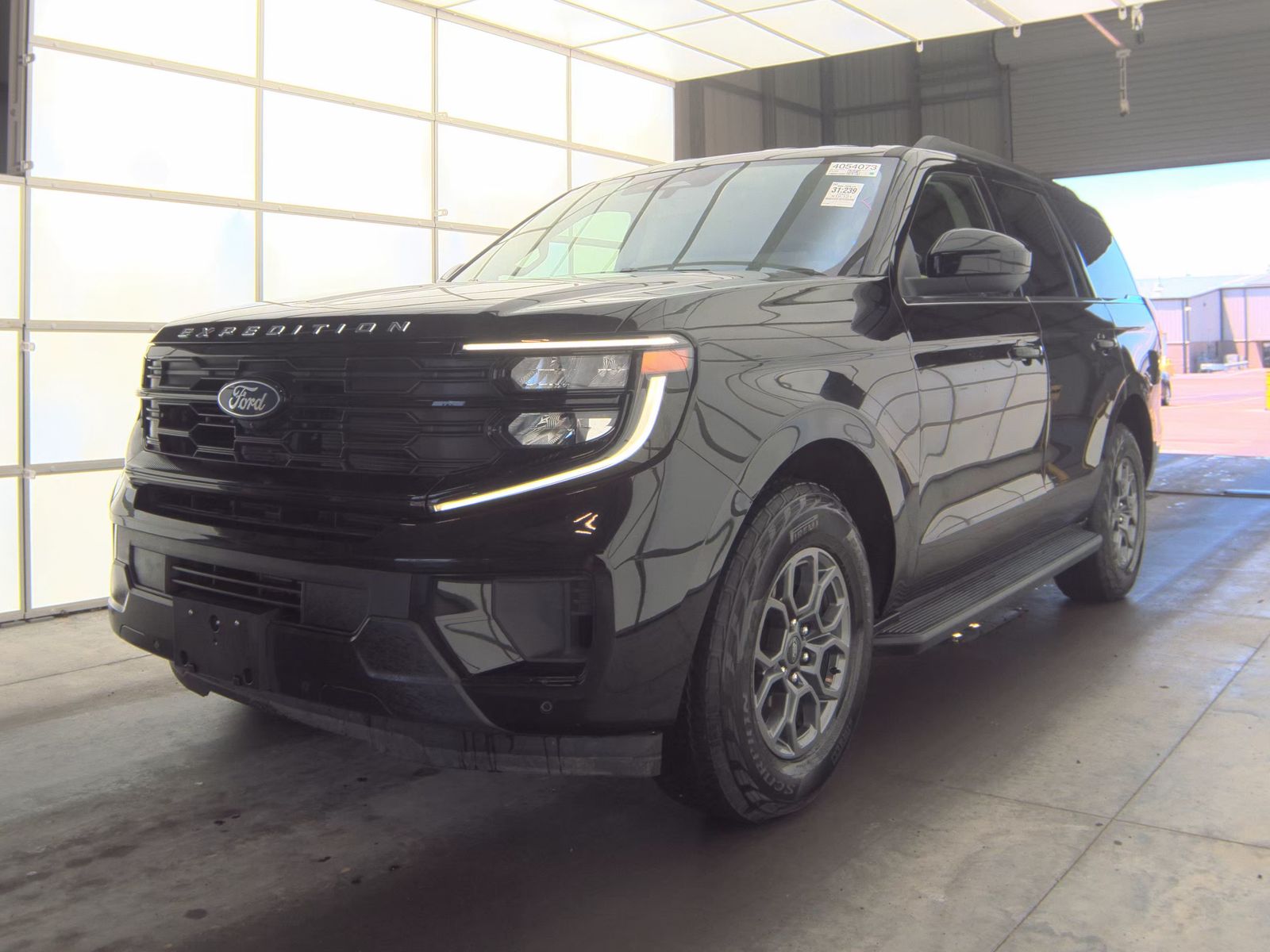 FORD EXPEDITION - 1