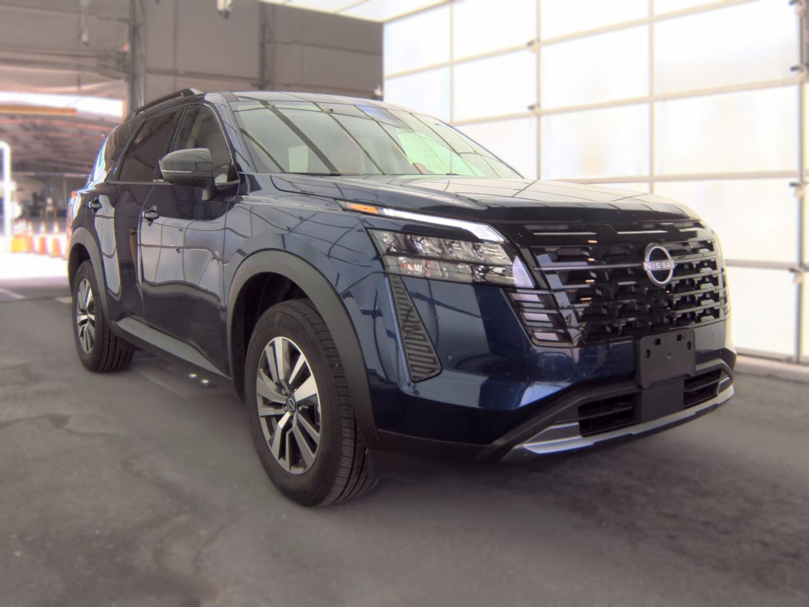 2026 Nissan Pathfinder SL FWD