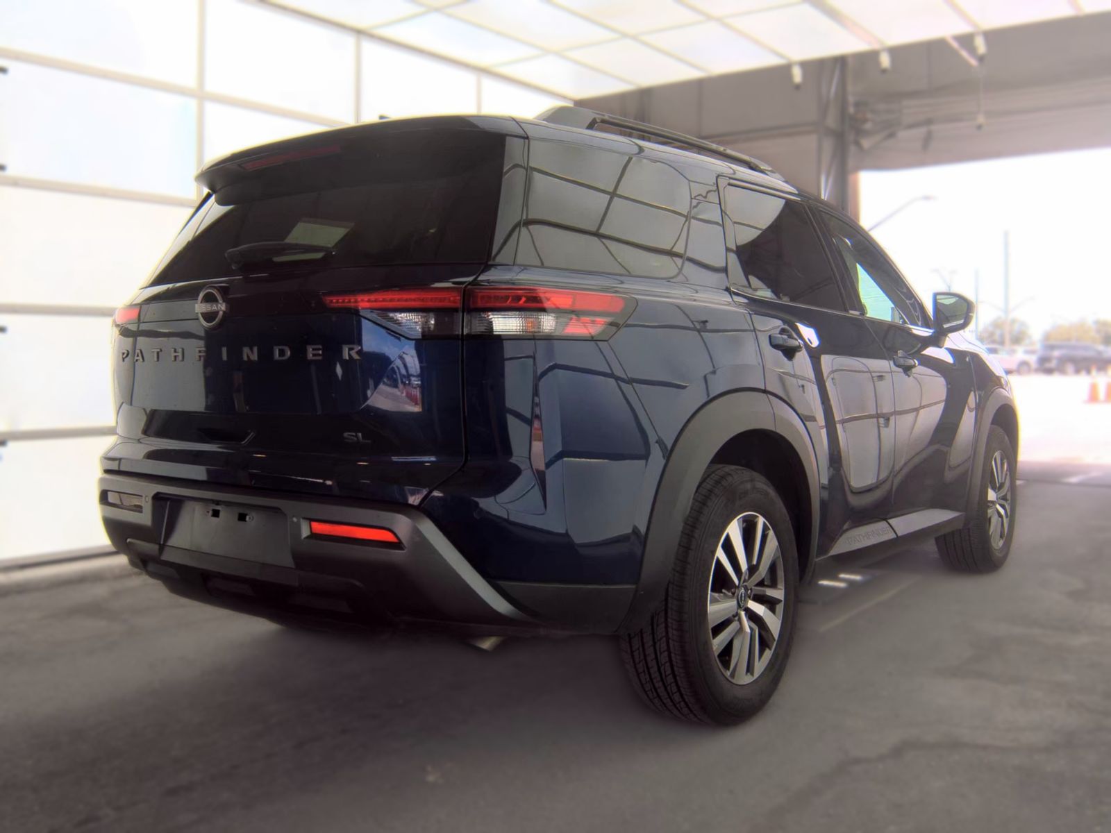 2026 Nissan Pathfinder SL FWD