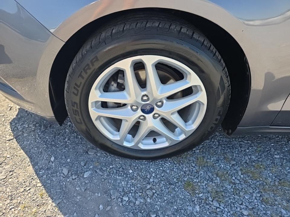 FORD FUSION - 9