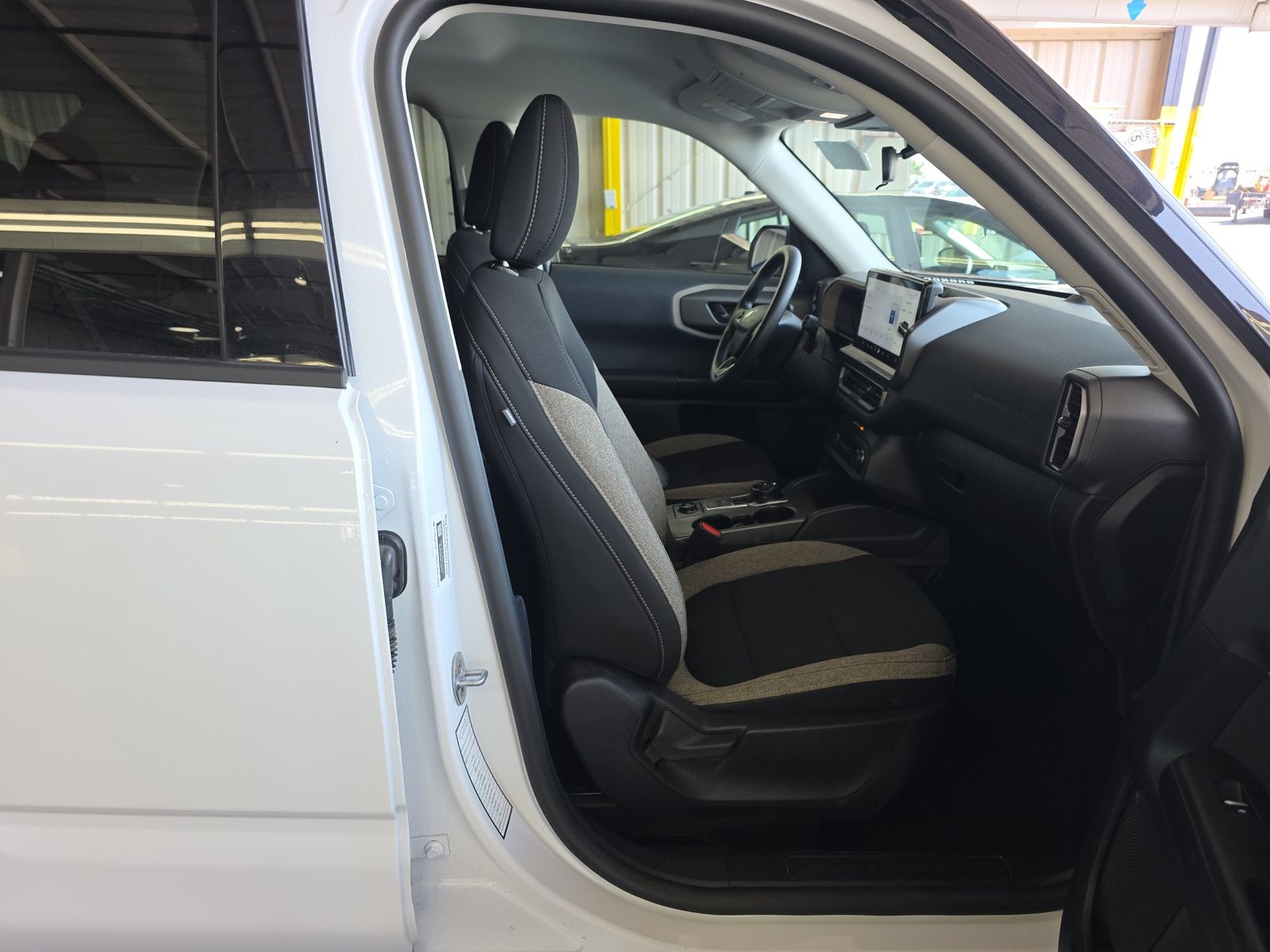FORD BRONCO SPORT - 9