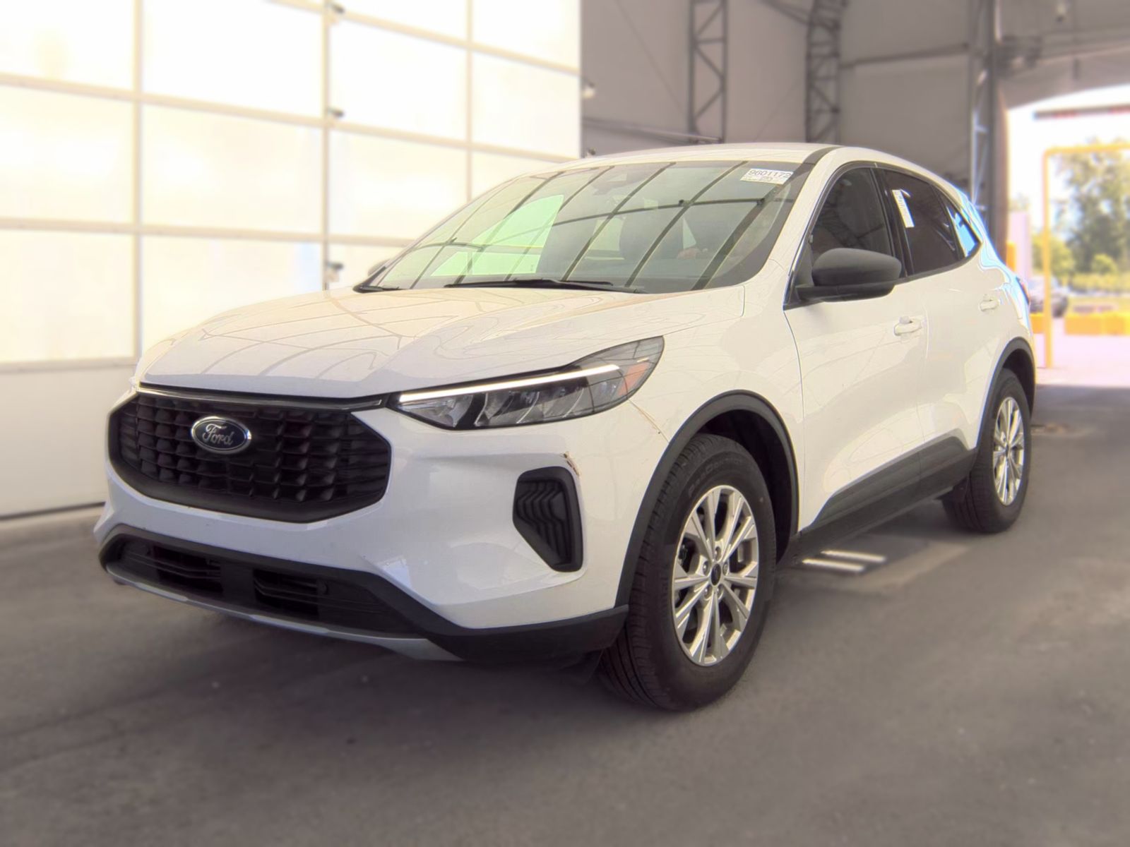 FORD ESCAPE - 1