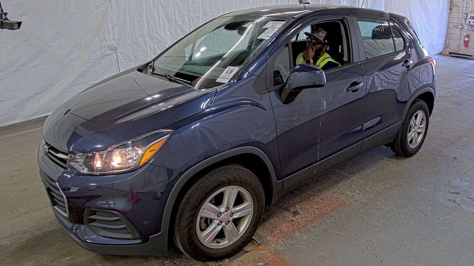 CHEVROLET TRAX - 1