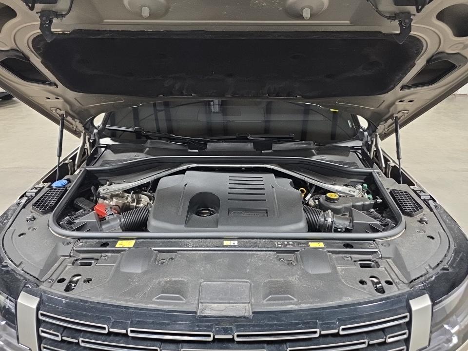 2024 Land Rover Range Rover SE AWD