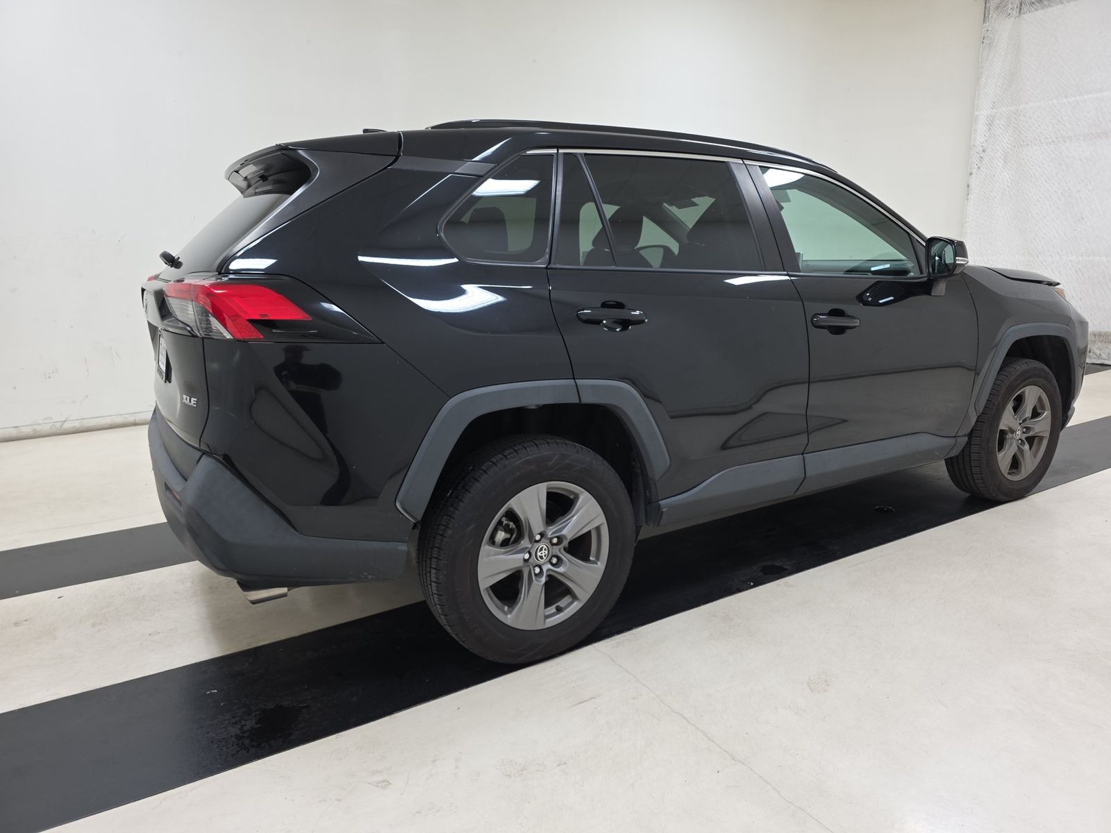 2024 Toyota RAV4 XLE FWD