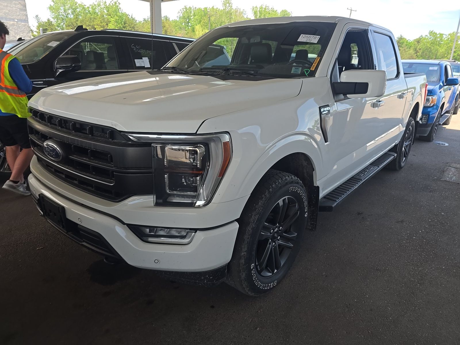 2023 Ford F-150 Lariat AWD