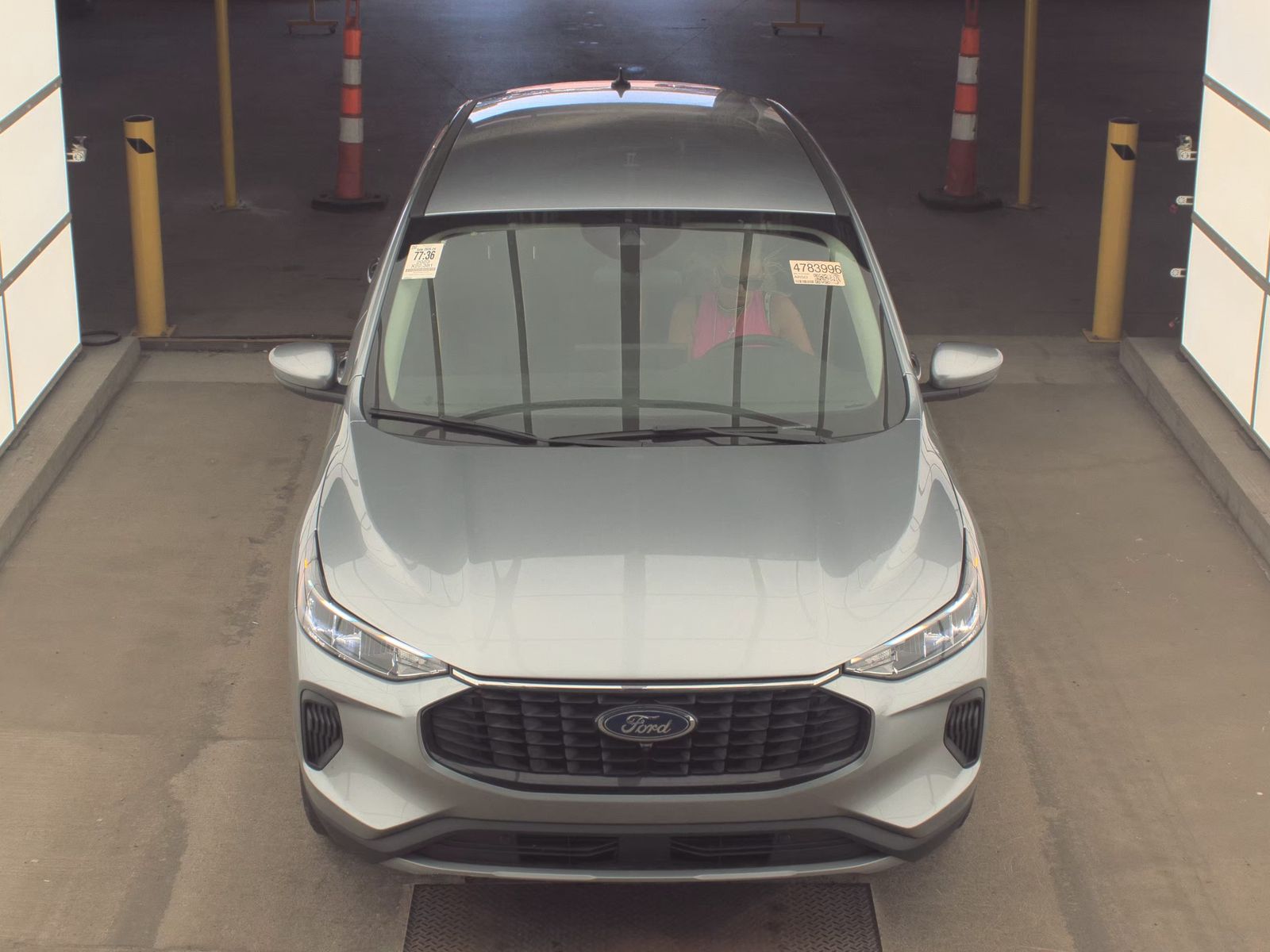FORD ESCAPE - 3