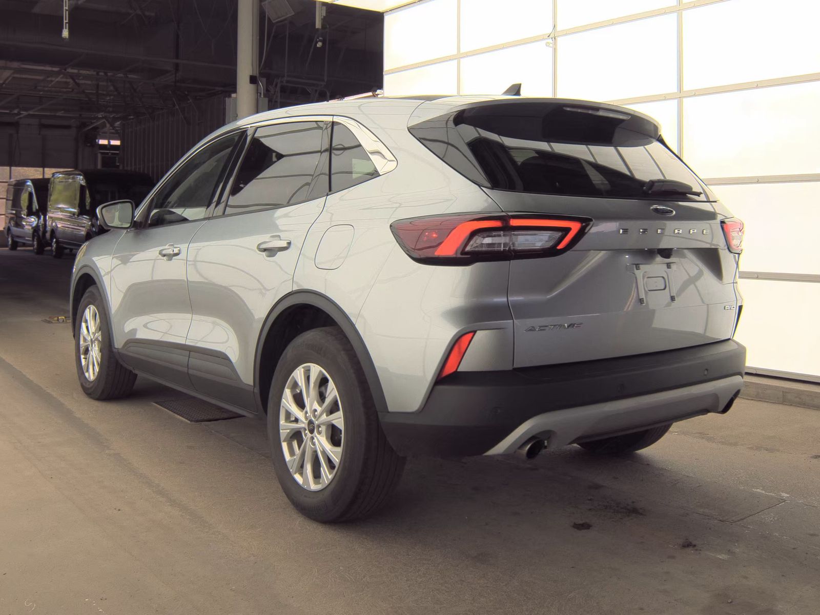 FORD ESCAPE - 9