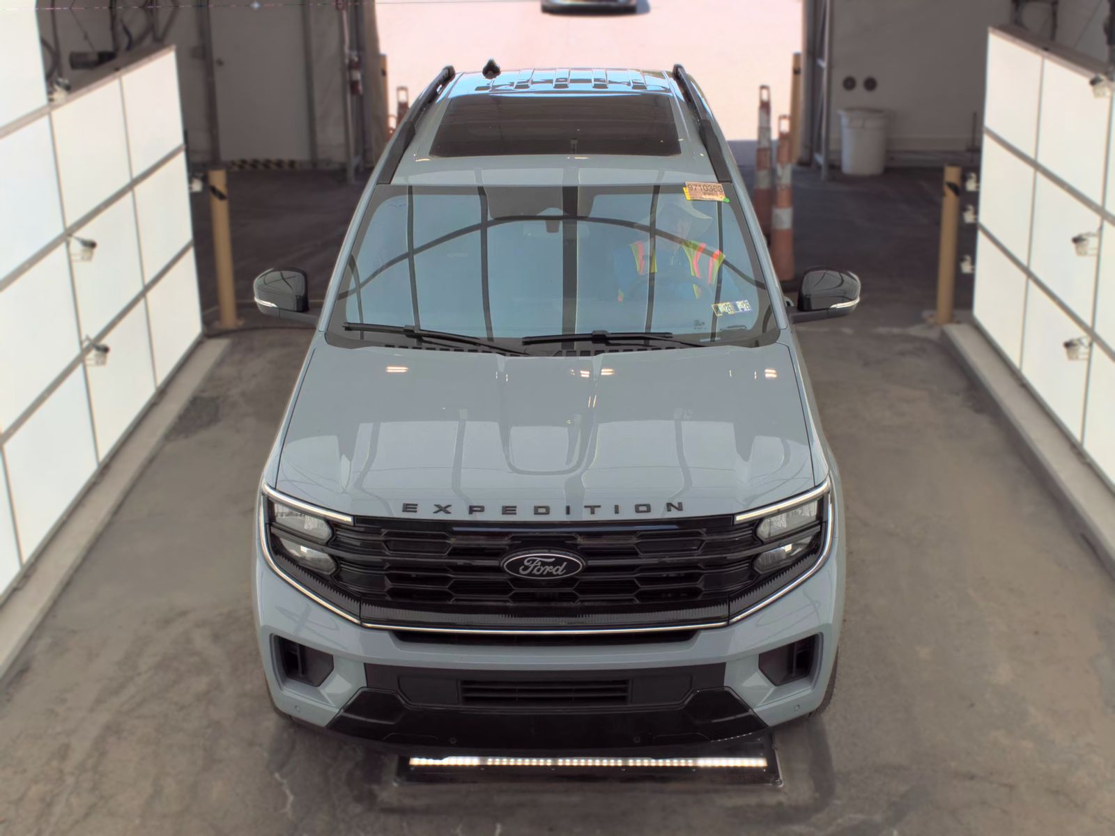 FORD EXPEDITION - 3