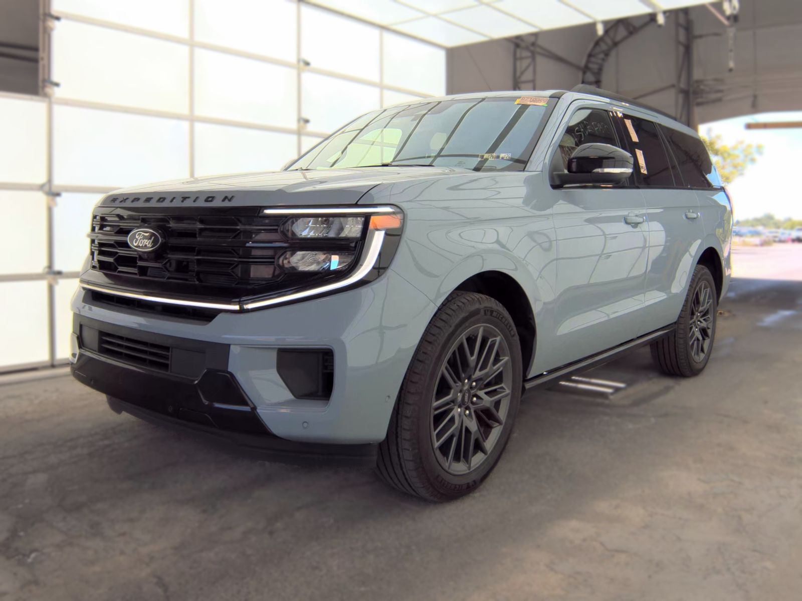 FORD EXPEDITION - 1