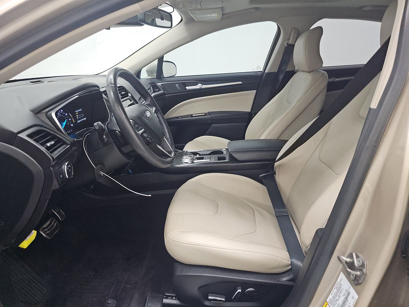 FORD FUSION - 8