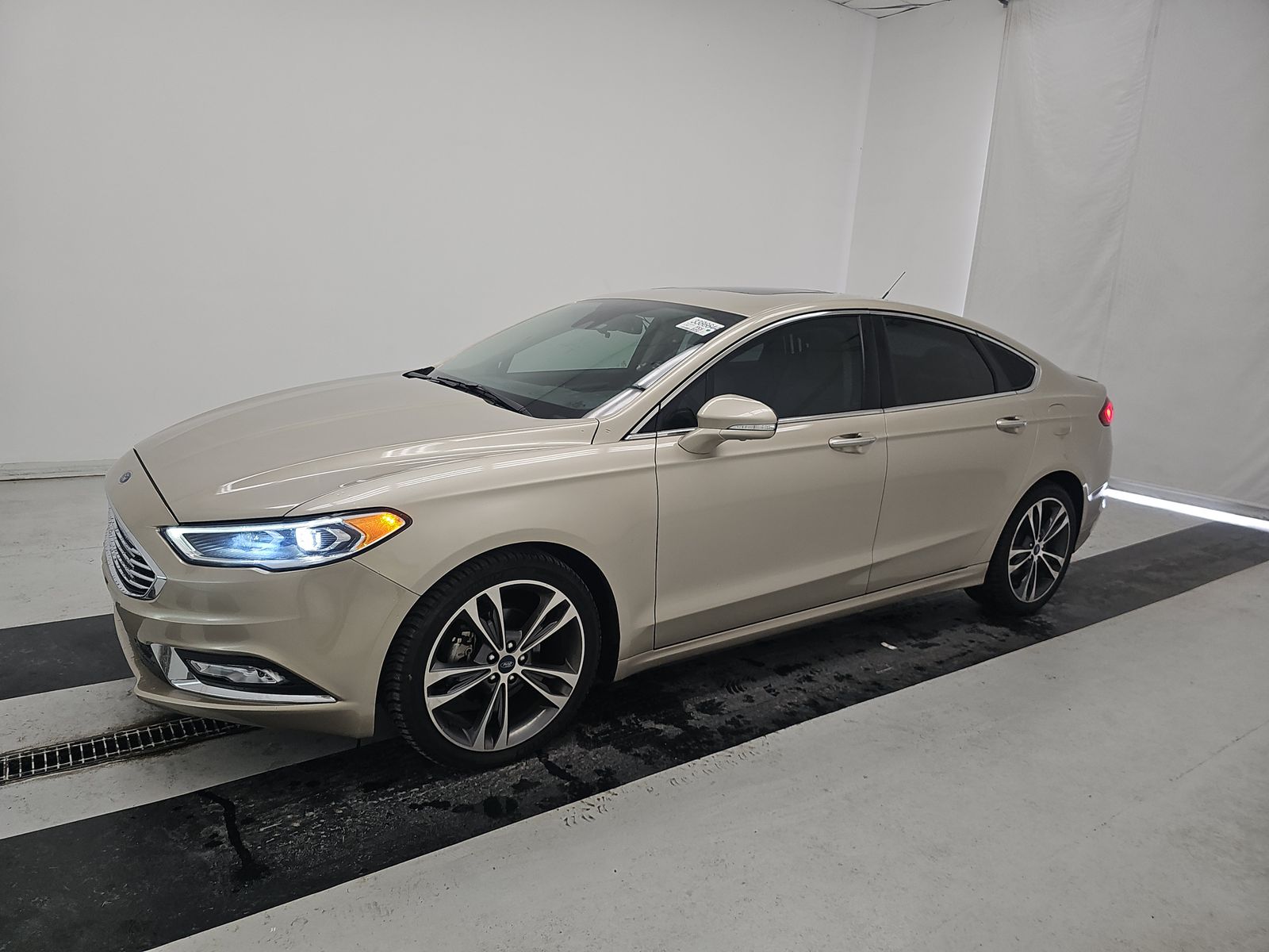 FORD FUSION - 1