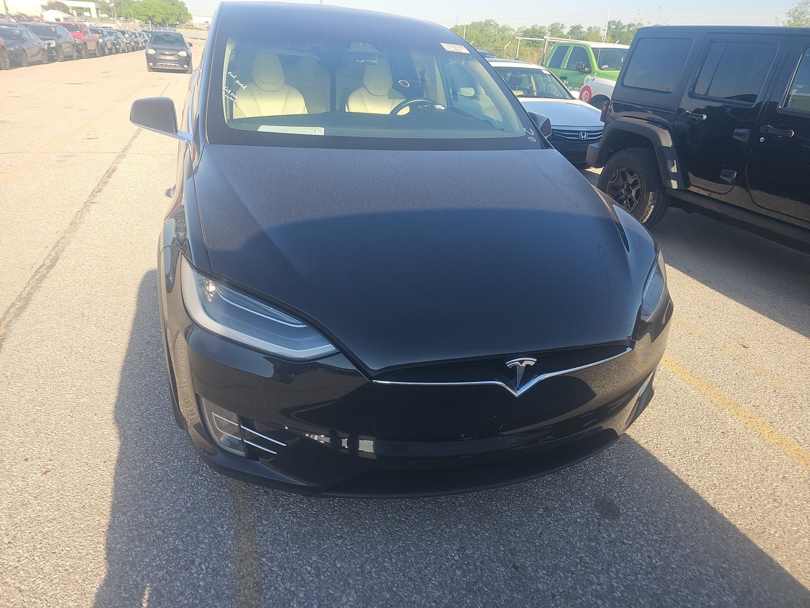 TESLA MODEL X - 3