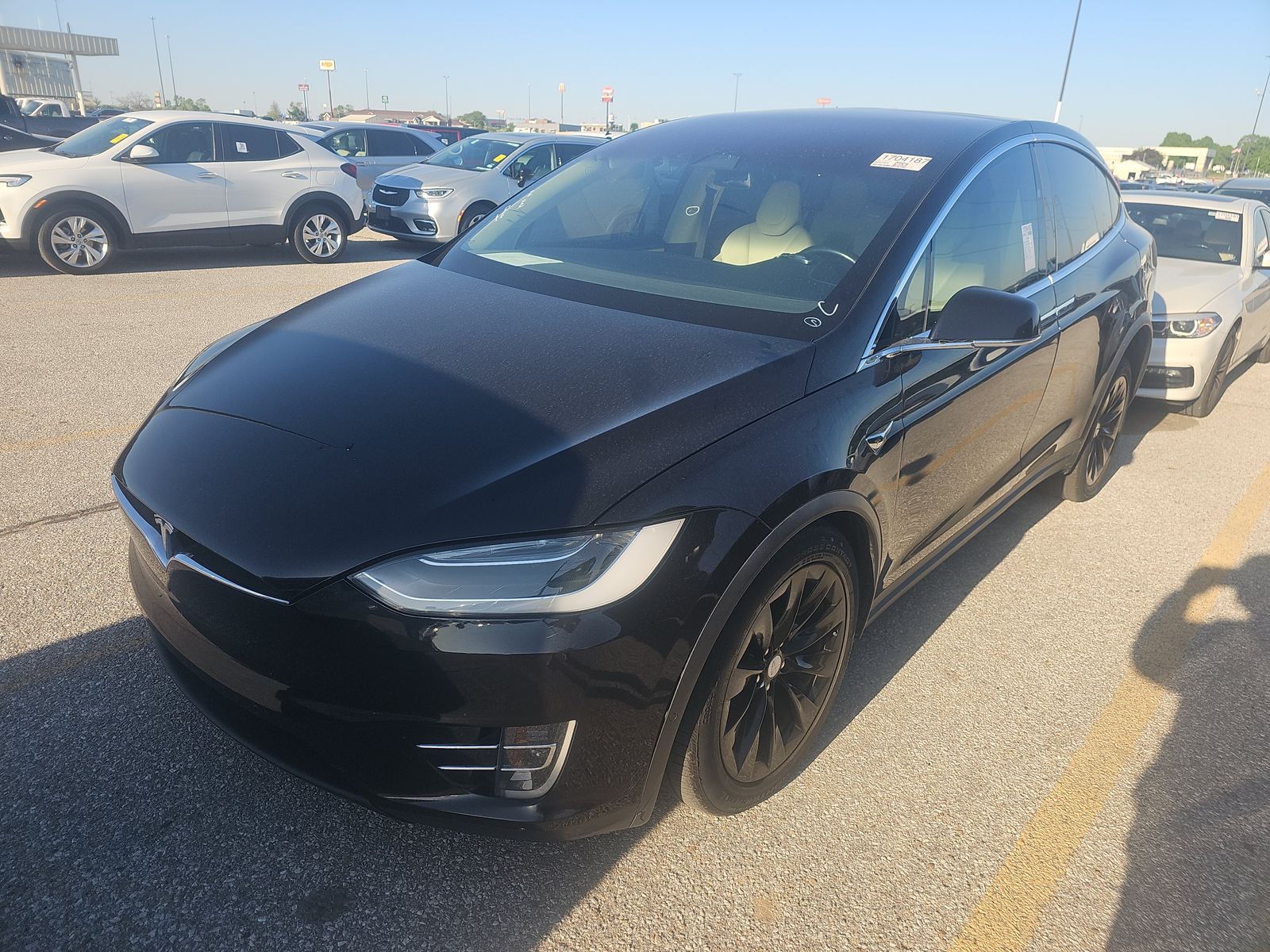 TESLA MODEL X - 1