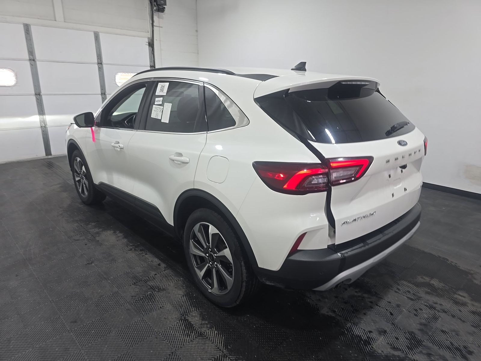 FORD ESCAPE - 7