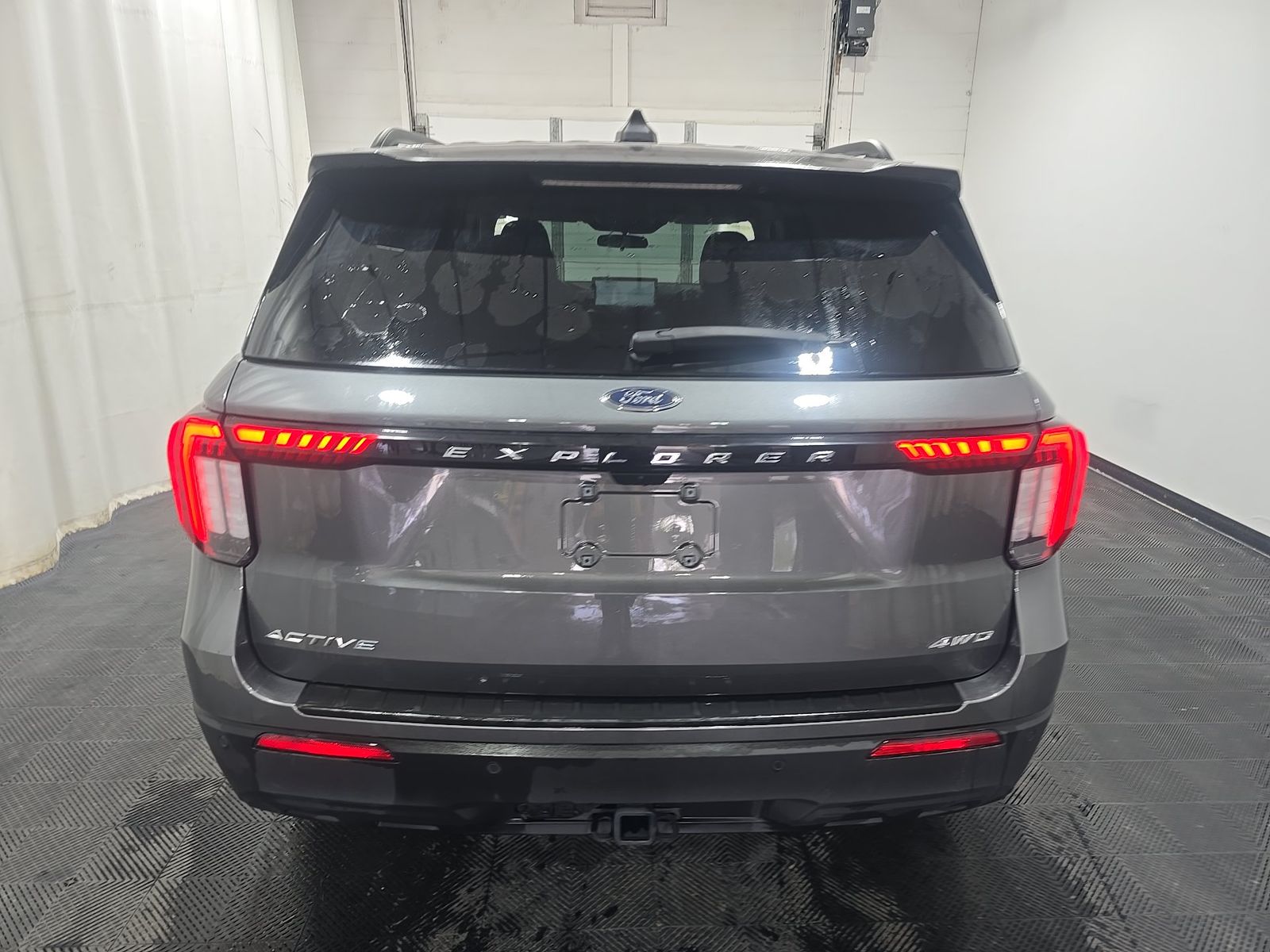FORD EXPLORER - 6