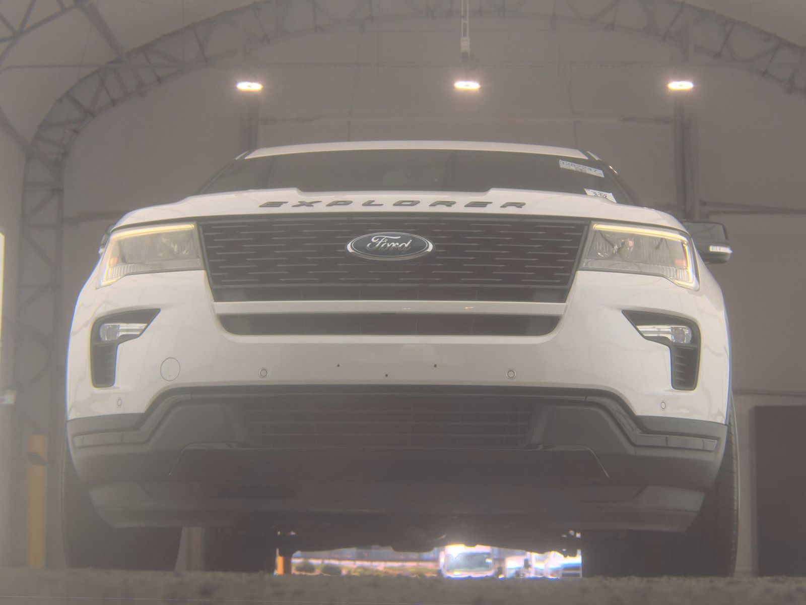 FORD EXPLORER - 4