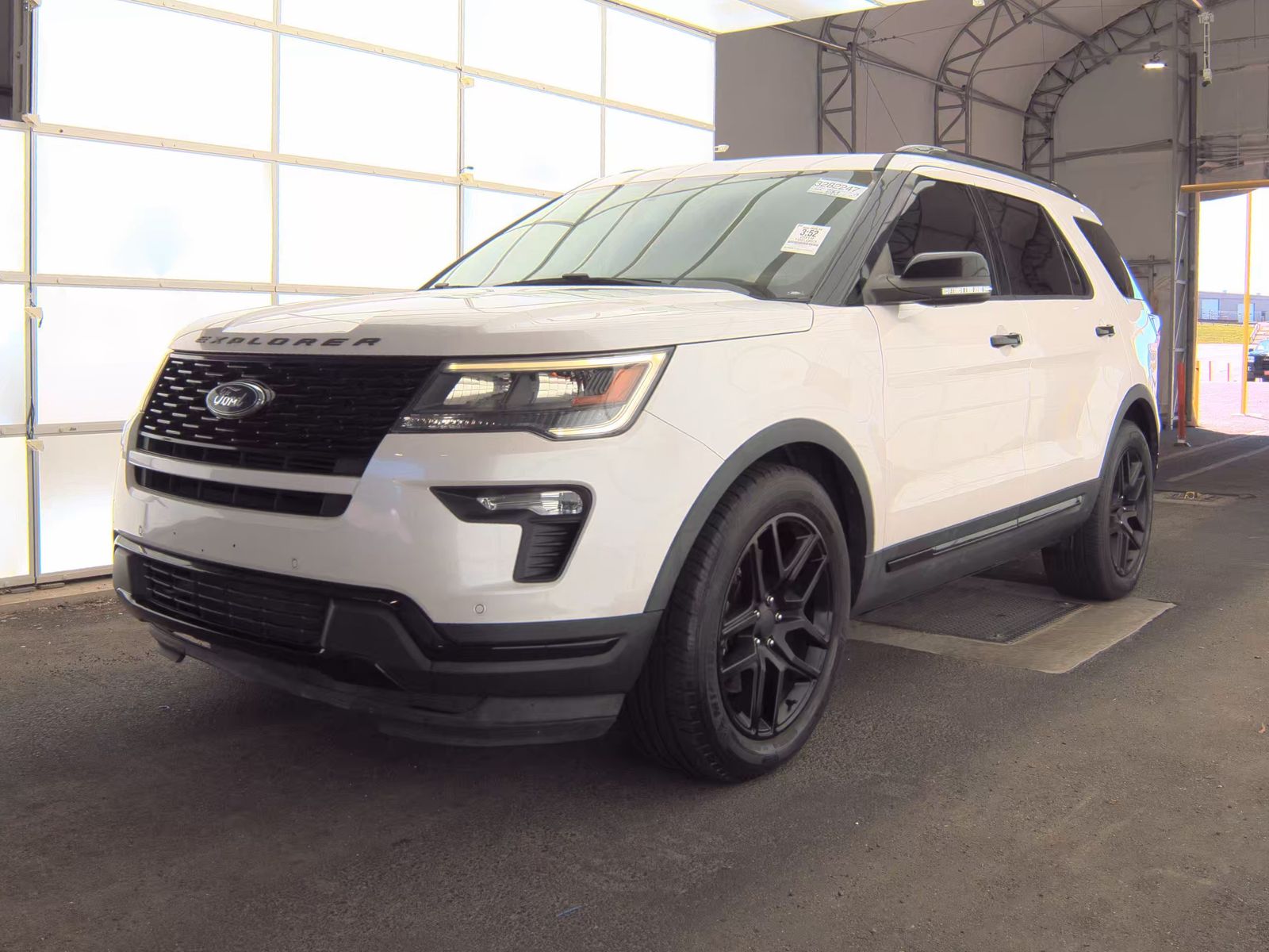 FORD EXPLORER - 1