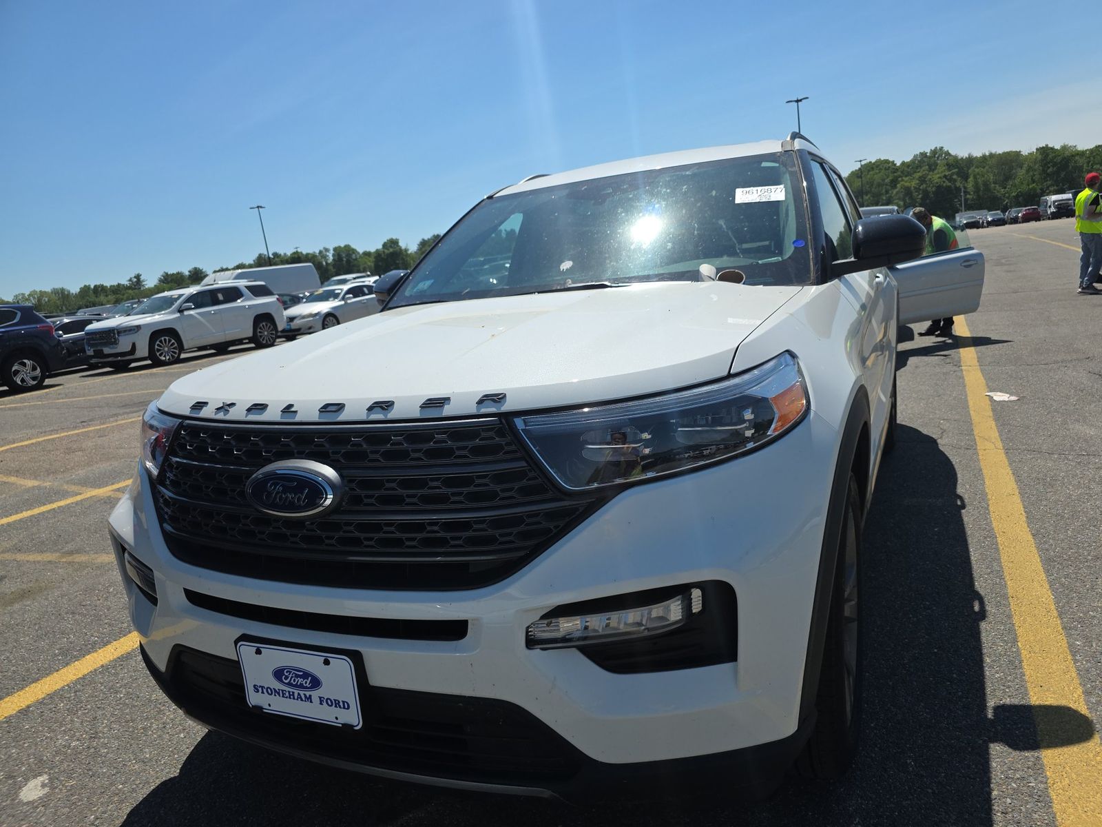 FORD EXPLORER - 3