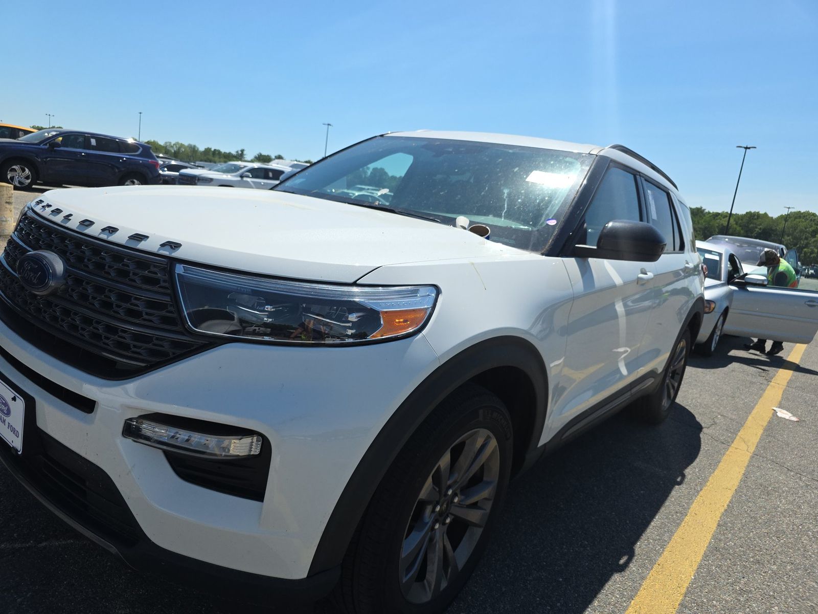 FORD EXPLORER - 1