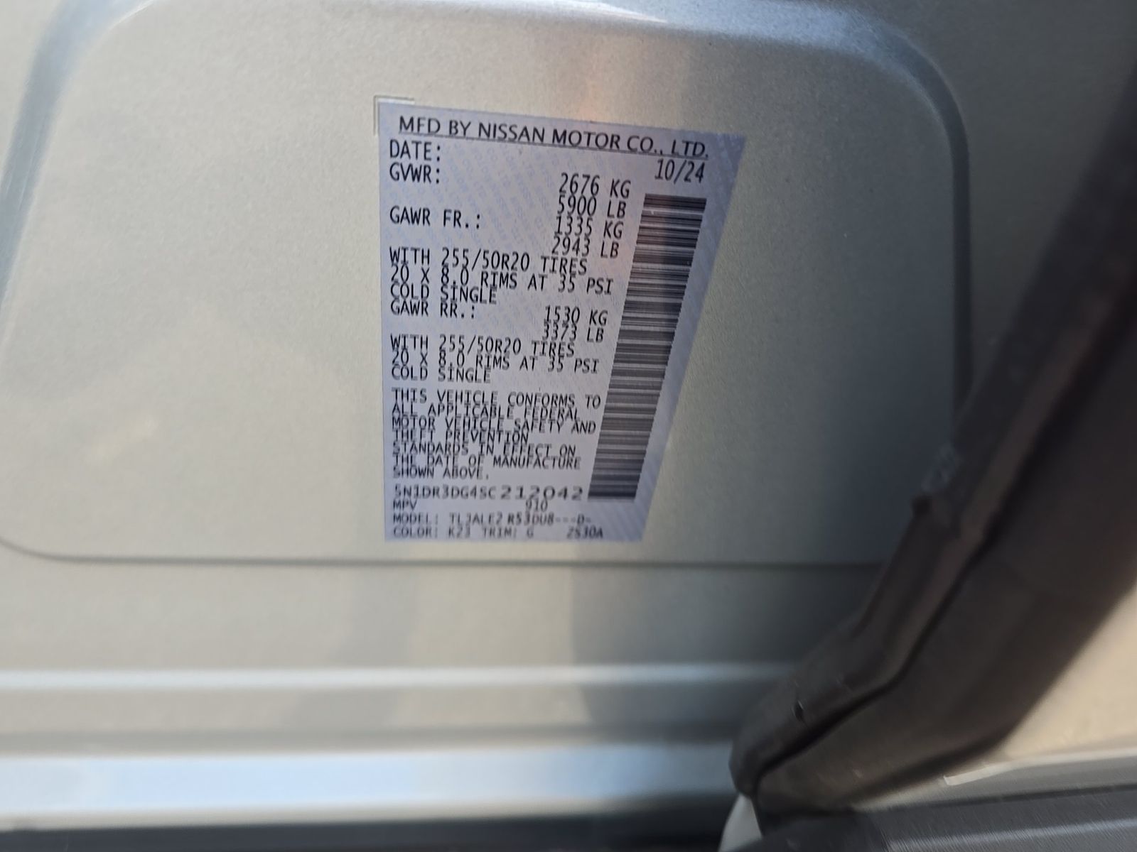 2025 Nissan Pathfinder Platinum FWD