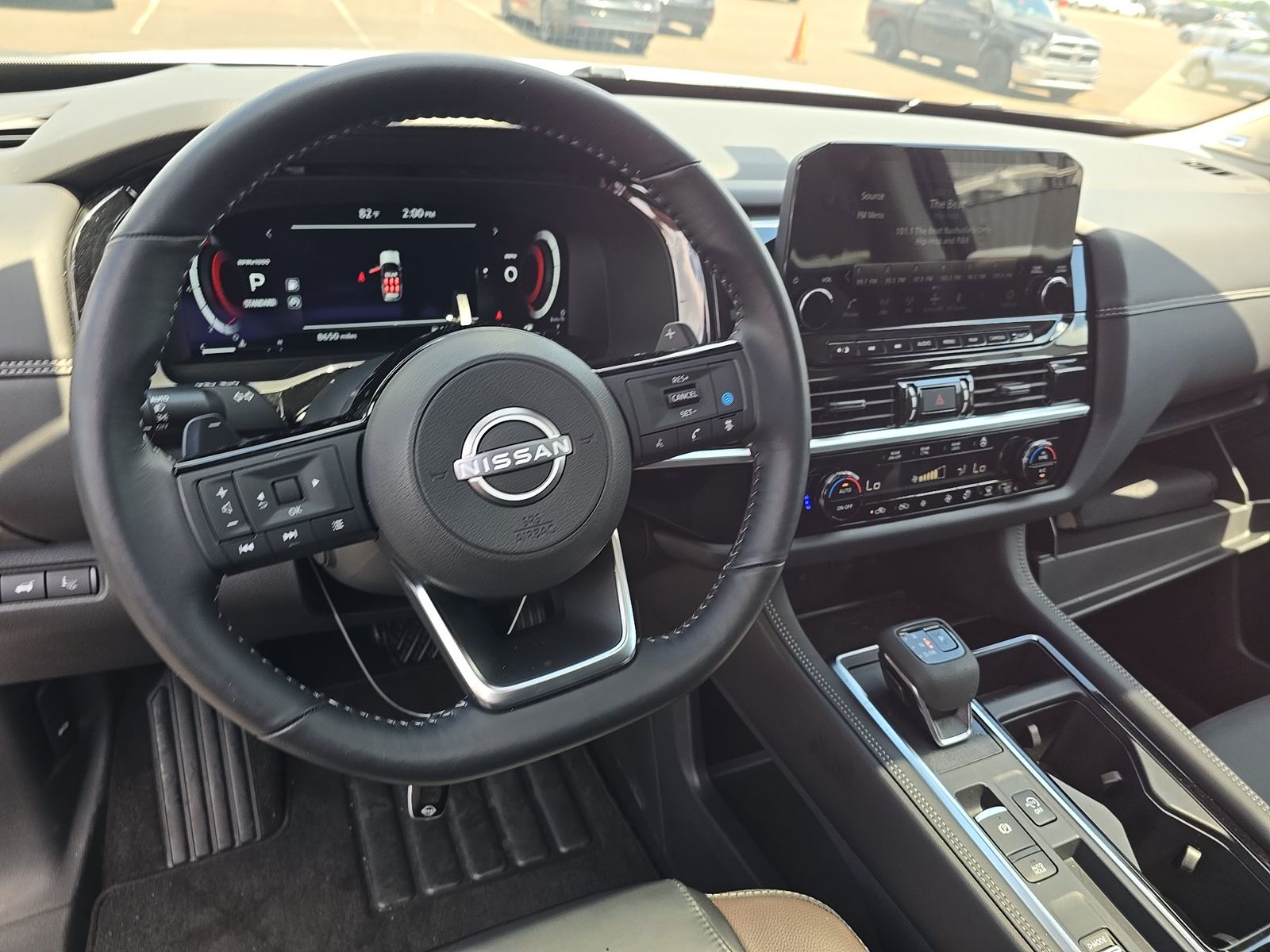 2025 Nissan Pathfinder Platinum FWD