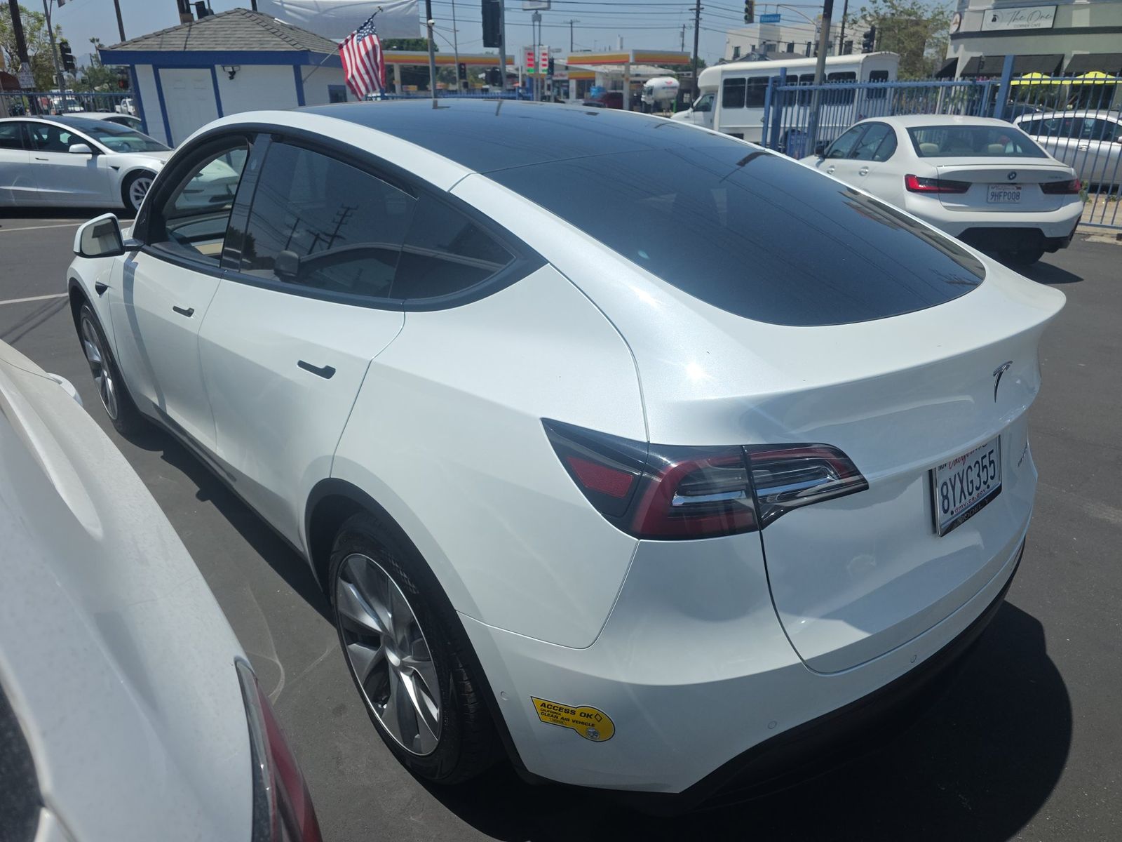 TESLA MODEL Y - 7