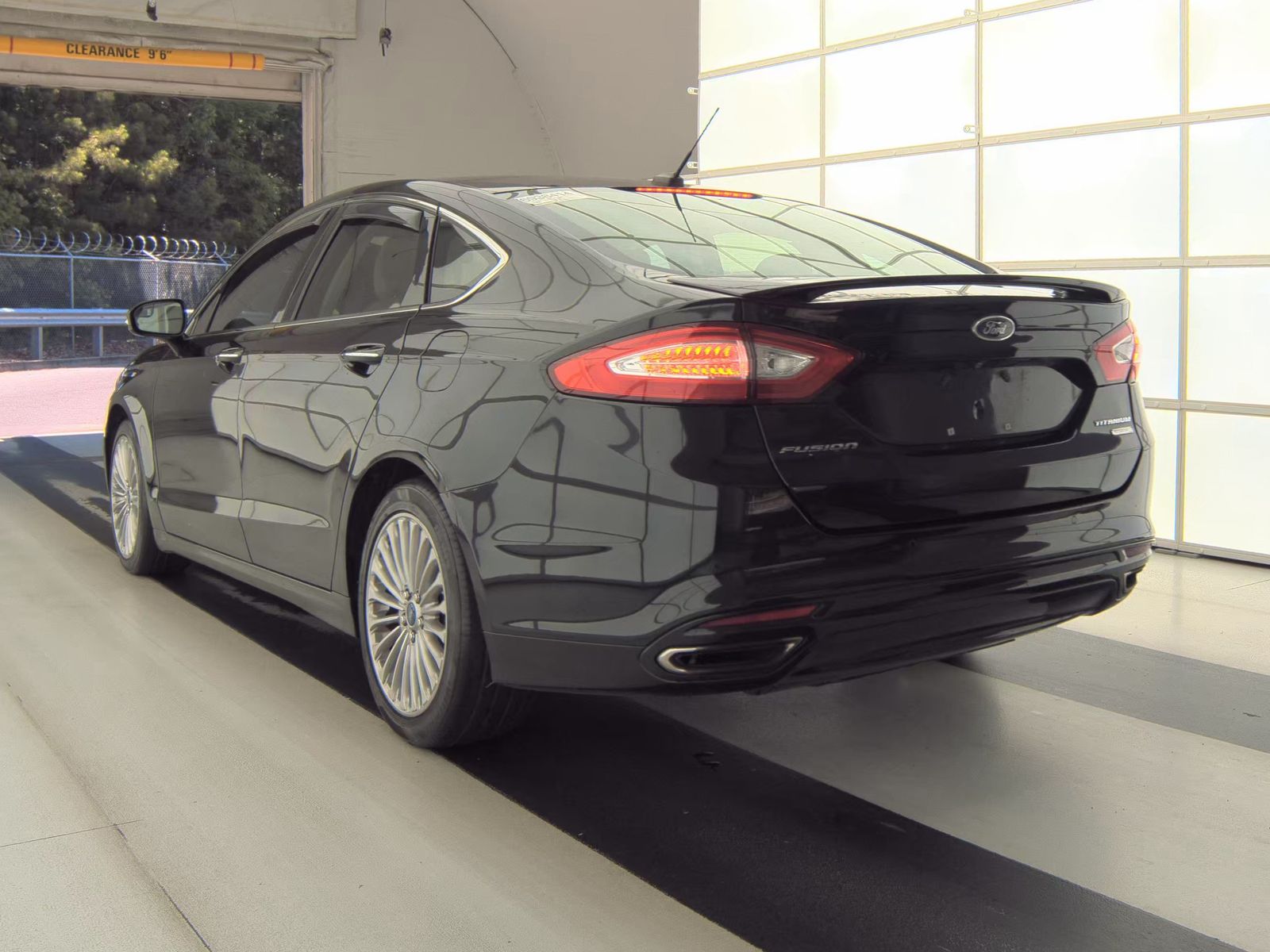 FORD FUSION - 9
