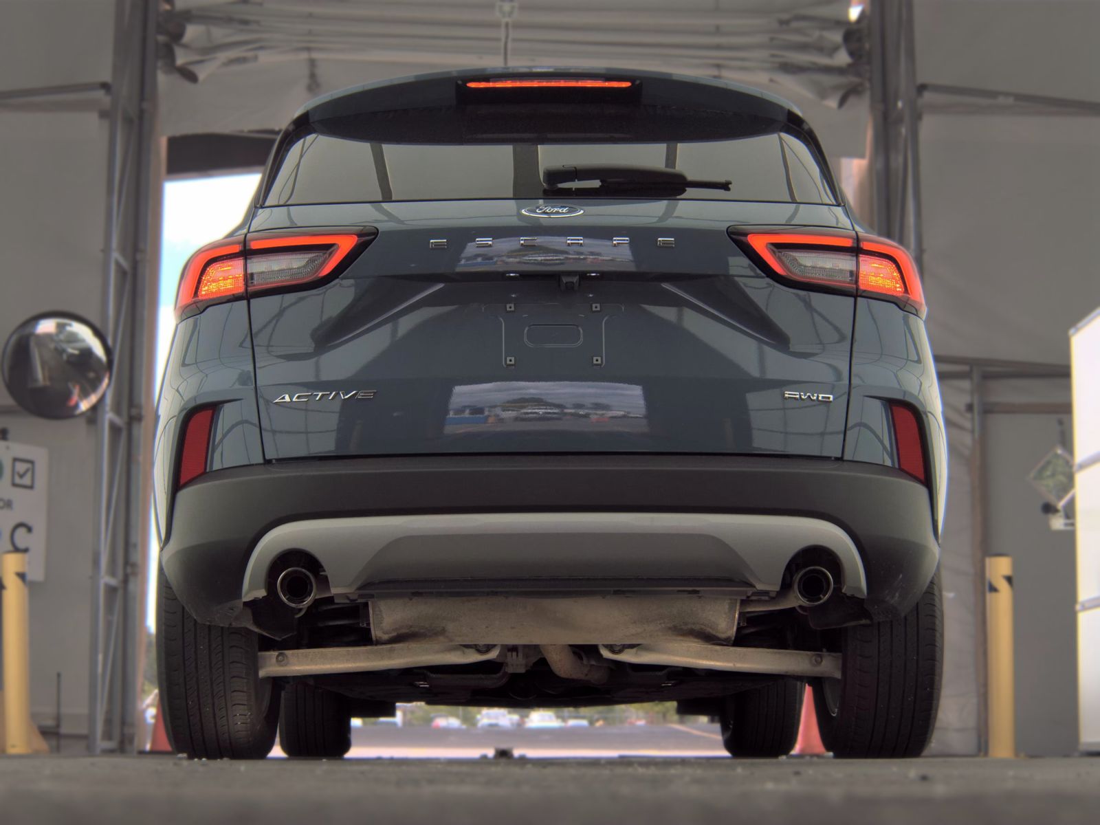 FORD ESCAPE - 8