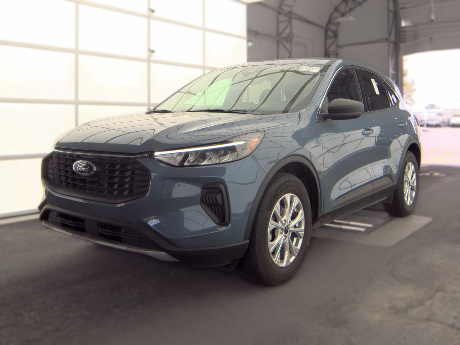 FORD ESCAPE - 1