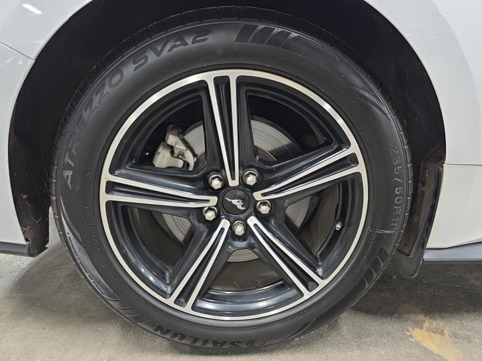2024 Ford Mustang EcoBoost Premium RWD
