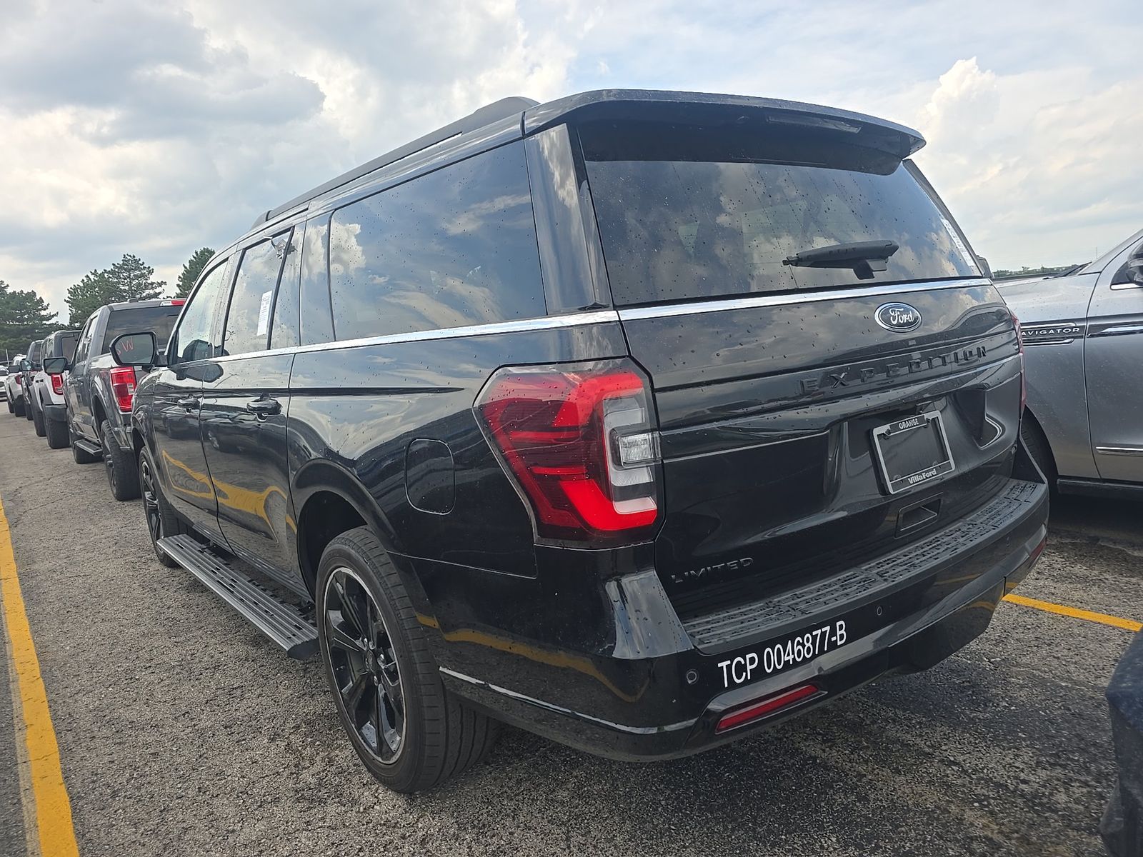 FORD EXPEDITION MAX - 7