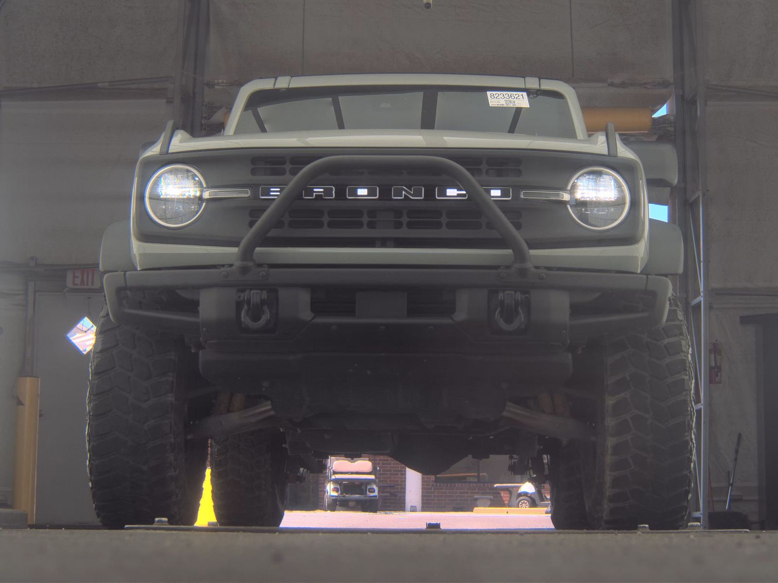 FORD BRONCO - 4