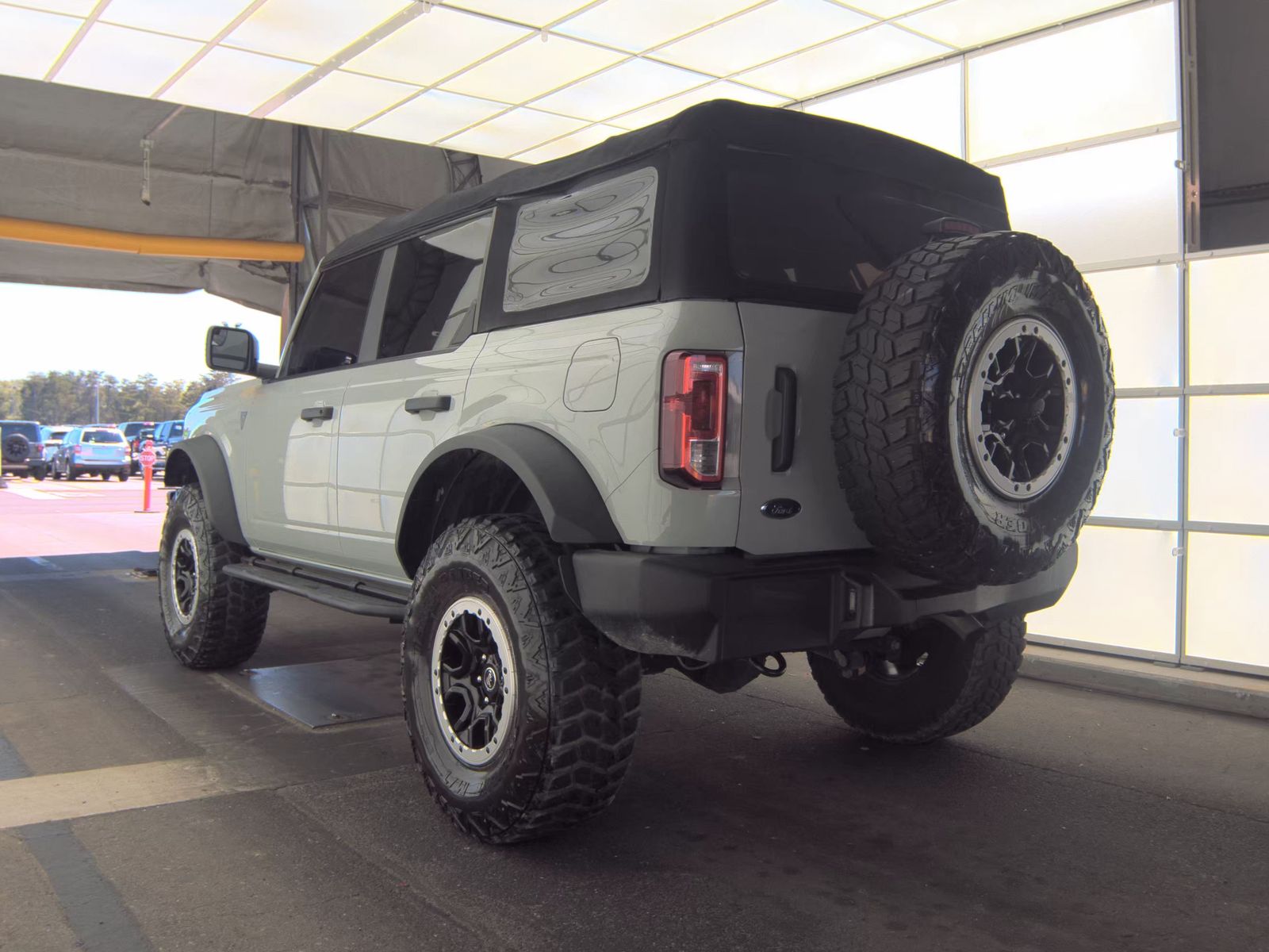 FORD BRONCO - 9