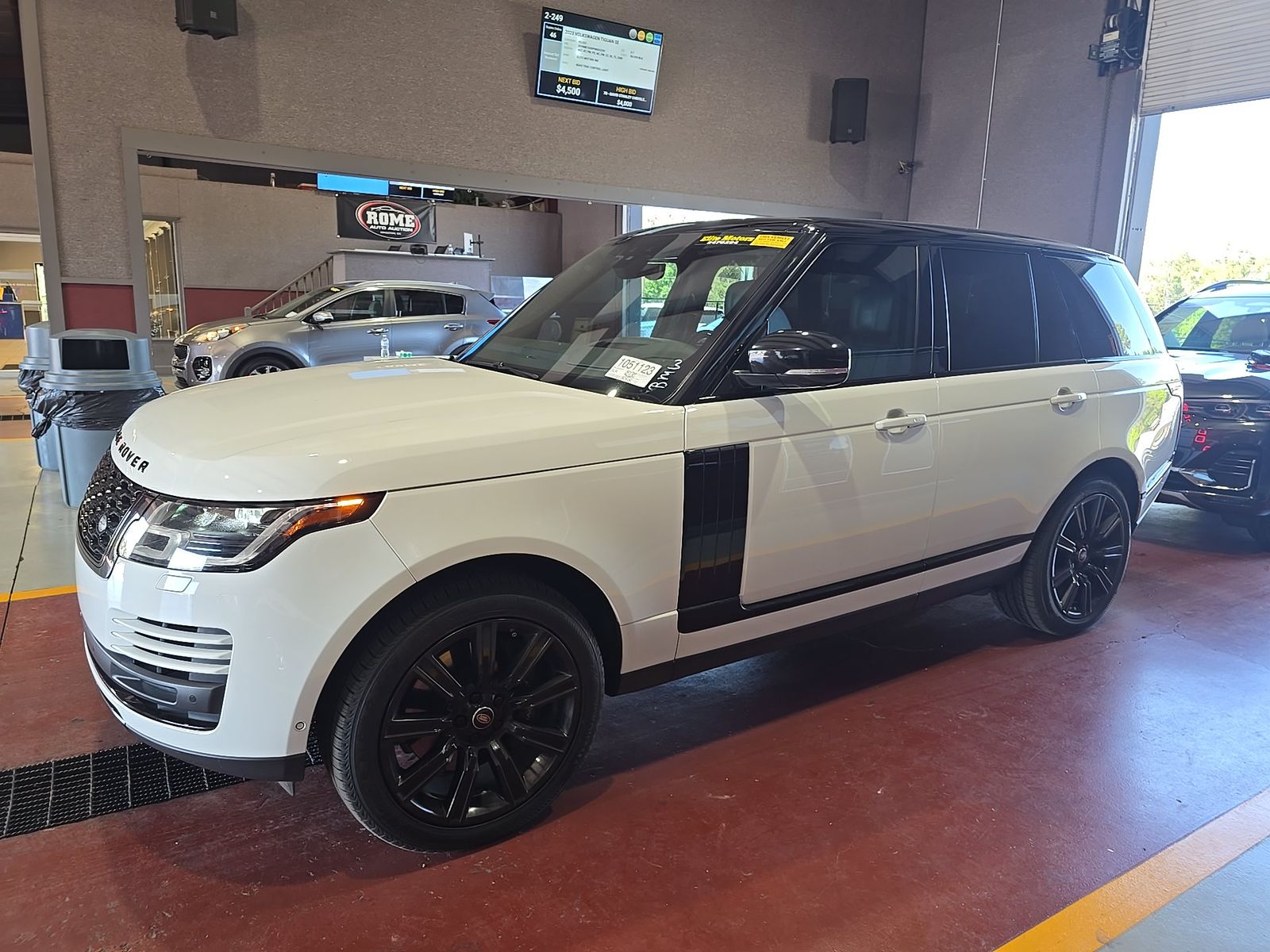 LAND ROVER RANGE ROVER - 1