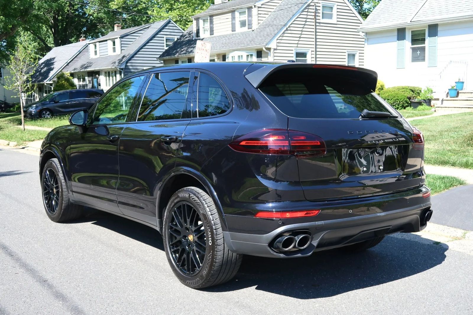 PORSCHE CAYENNE - 5