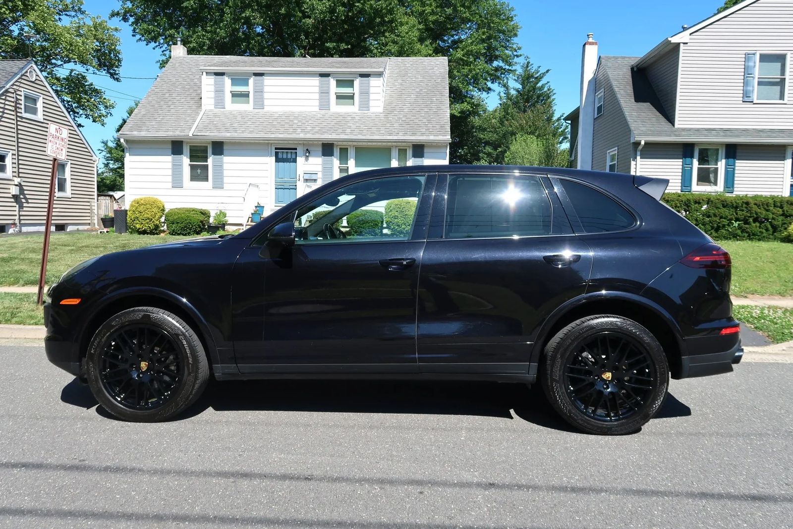 PORSCHE CAYENNE - 8