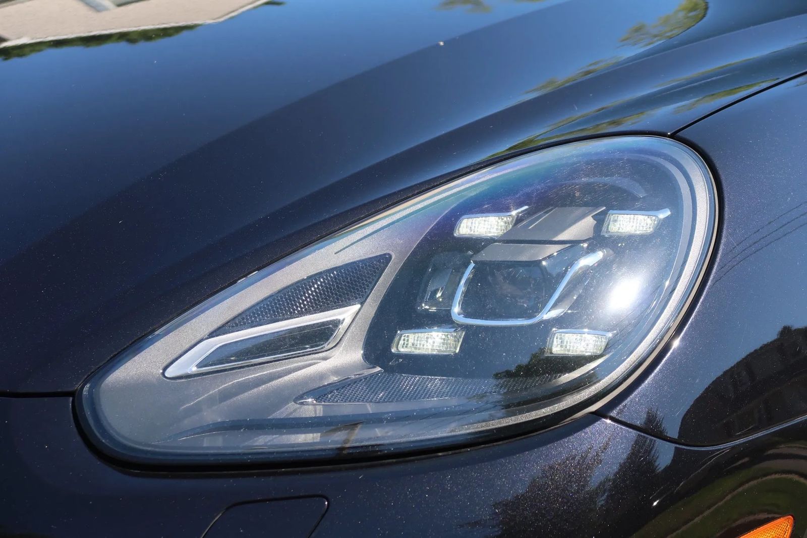 PORSCHE CAYENNE - 10