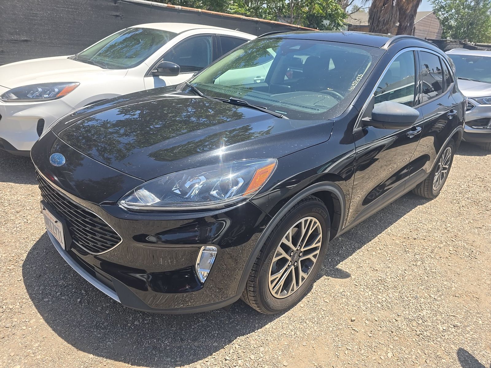 FORD ESCAPE - 1