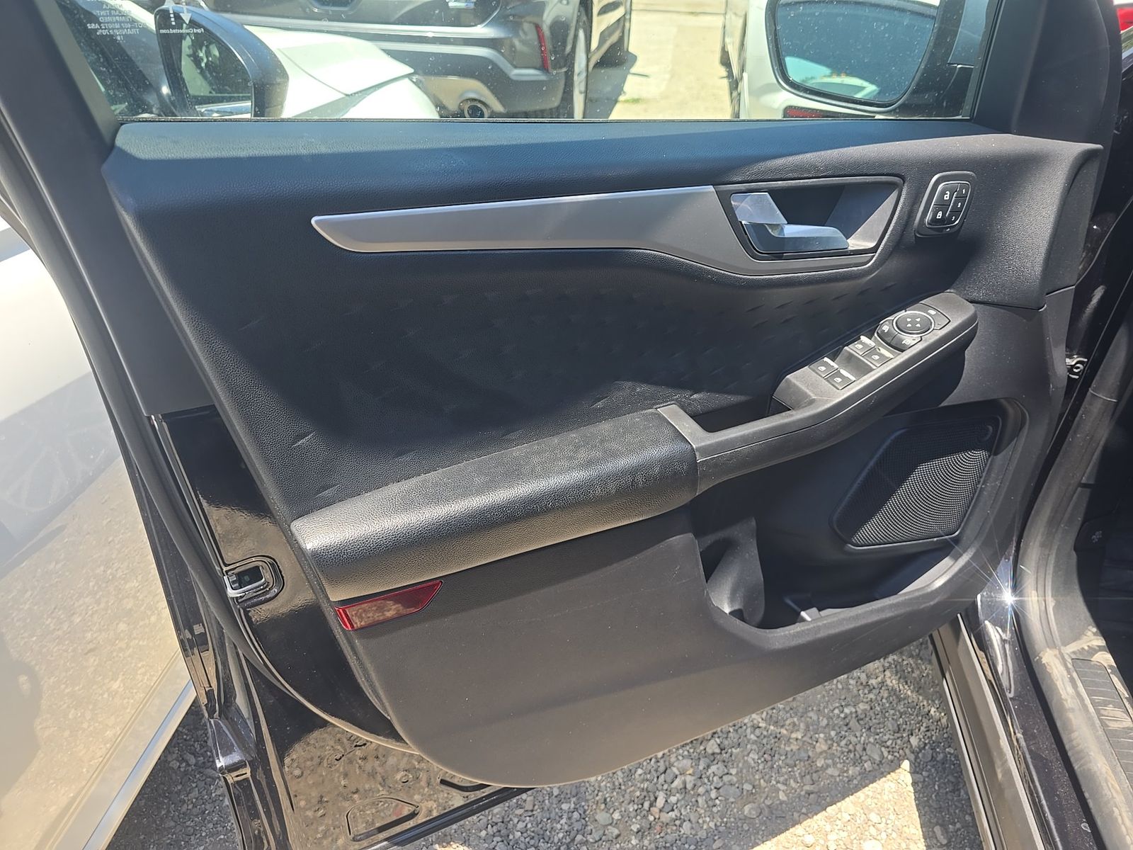 FORD ESCAPE - 10
