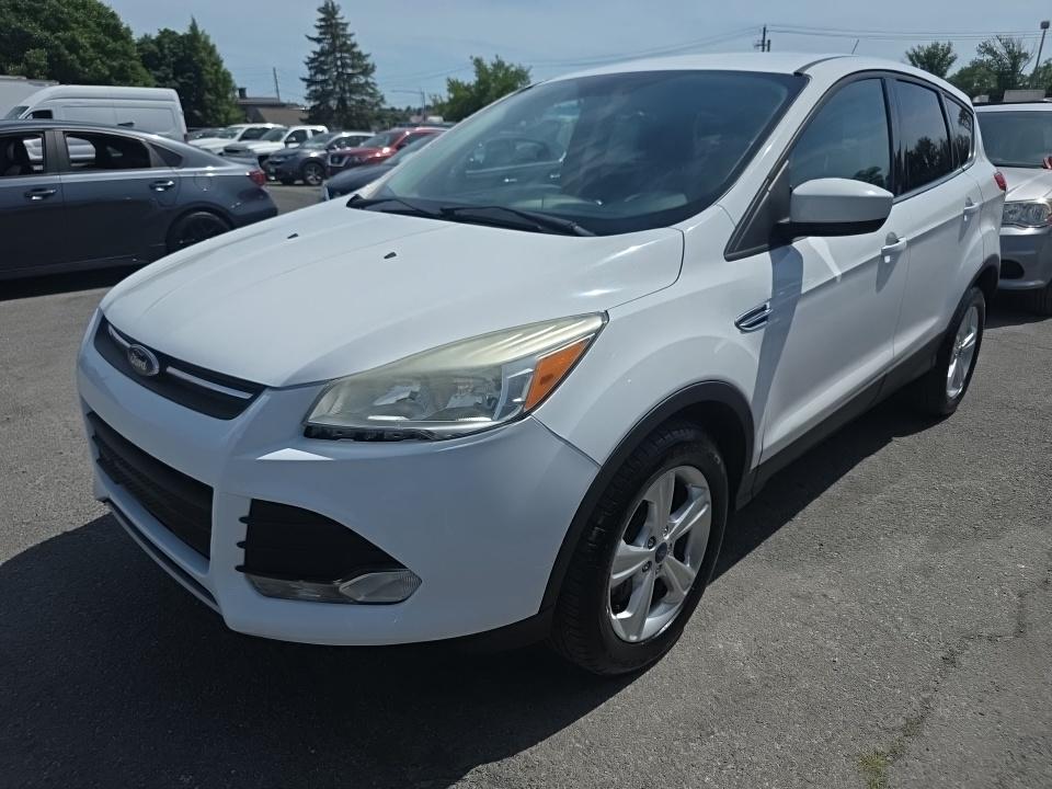 FORD ESCAPE - 1