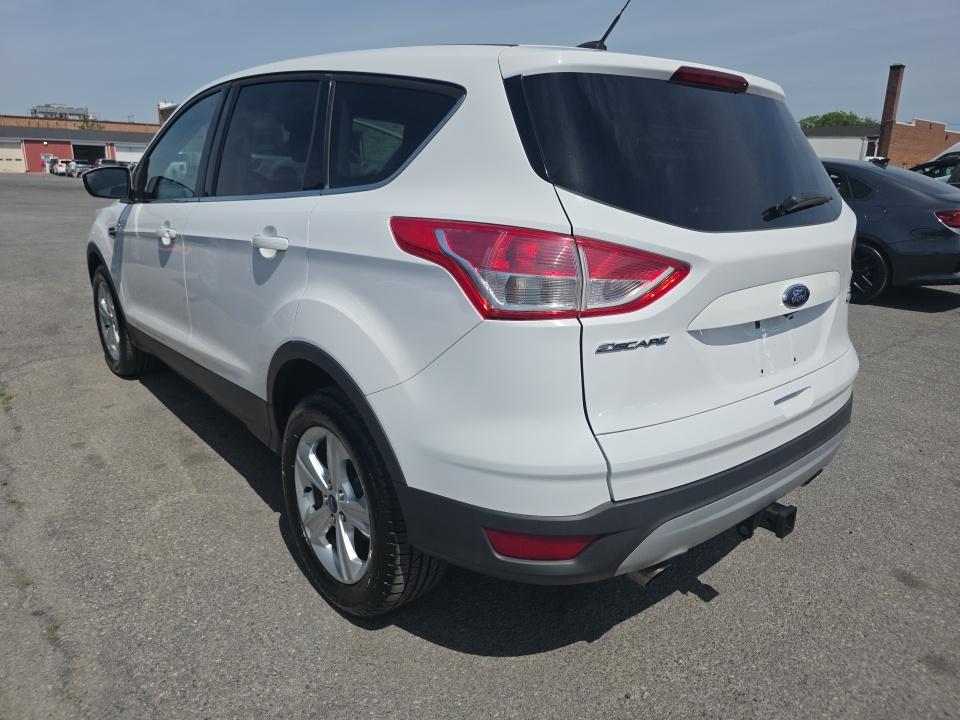 FORD ESCAPE - 7