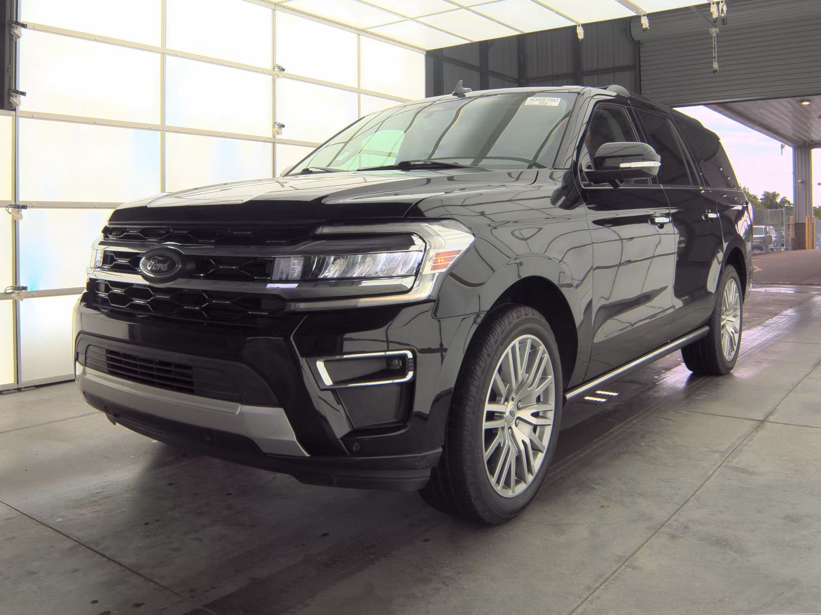 FORD EXPEDITION MAX - 1