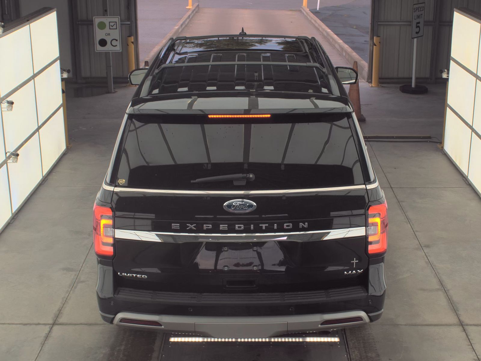 FORD EXPEDITION MAX - 7