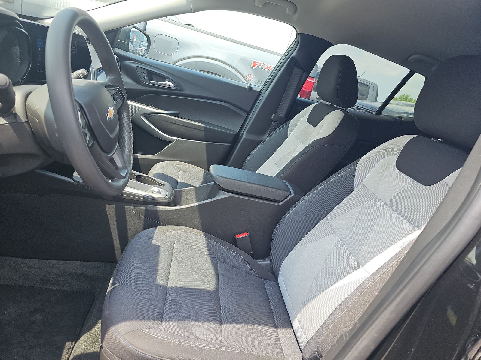 CHEVROLET TRAX - 8