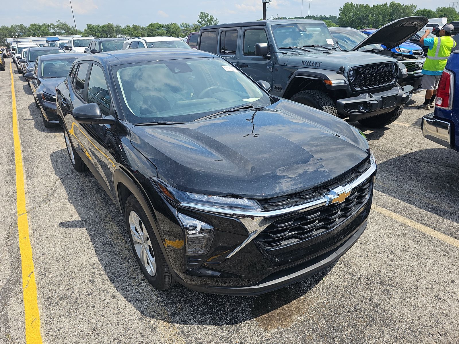 CHEVROLET TRAX - 4