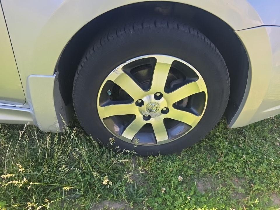 NISSAN SENTRA - 10
